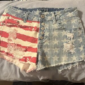 Rue 21 American flag denim shorts red & white stripes & stars destroyed size 1/2